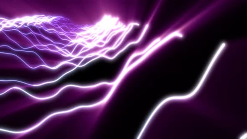 Fließende violette elektrische Linien krümmen sich über eine leuchtende abstrakte Landschaft mit hochenergetischen Lichtkurven