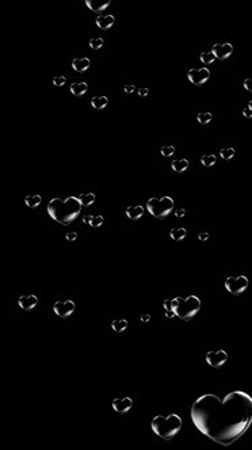 Los corazones de burbujas verticales avanzan