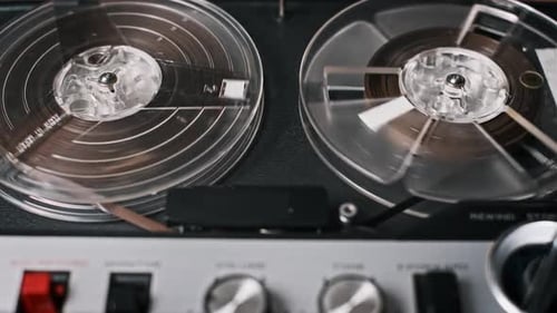 Open Reel Tape Deck Spinning