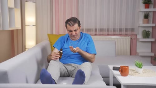 Der Mann, der einen Selbstmordversuch unternommen hat.