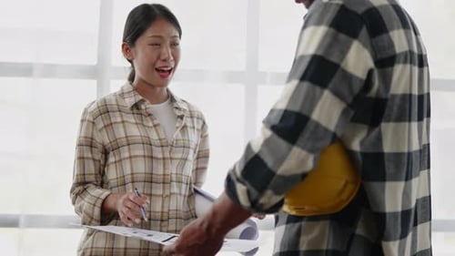 Working brainstorming for cost estimating on design architectural and engineering.