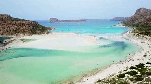 Impresionante paisaje en la laguna de Balos en la isla de Creta, Grecia. Aéreo