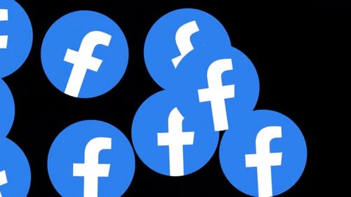 Facebook Social Media İcons Transition Alpha Channel