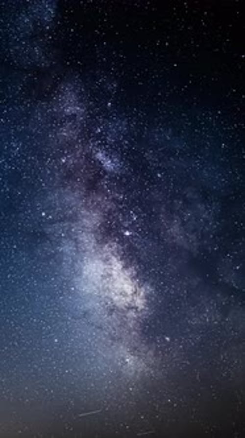 Vertical Milky Way 4k