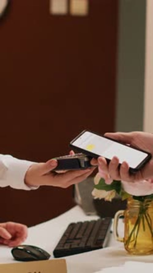 Vertical Video Retired Guest Using Nfc Technology