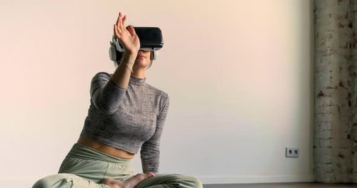 VR Yoga Practice Meditation in Any Place in the World