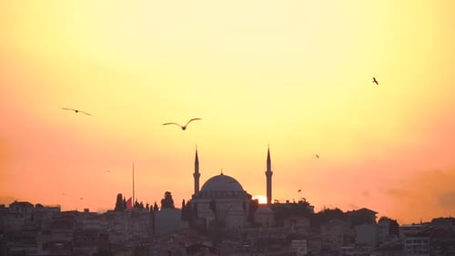 Stunning sunset view of embankment of Golden Horn bay in Istanbul, Turkey.