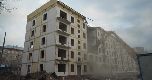 demolition of an old house in the city