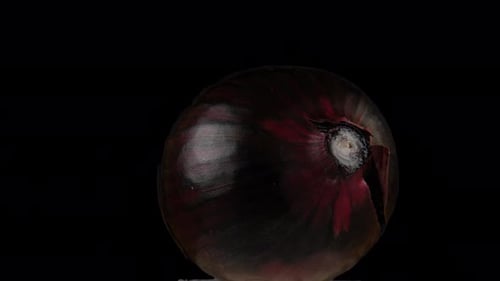 Red onion (alpha channel)
