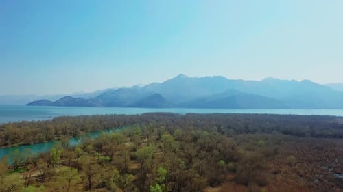 Luftaufnahme des Skadar-Sees, Albanien