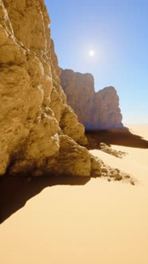 Soleil éclatant sur la plage de sable