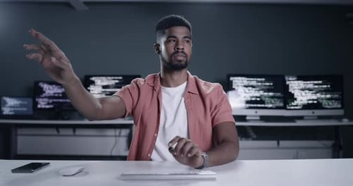 Man, virtual reality and screen for programming, cybersecurity and software engineering