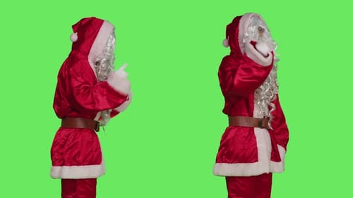 Saint Nick Cosplay zeigt keine Spur