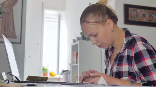 Finance and Accounting Calculating Return on Investment Budget Planning