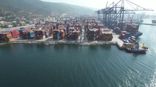 Terminal für Containerschiffe