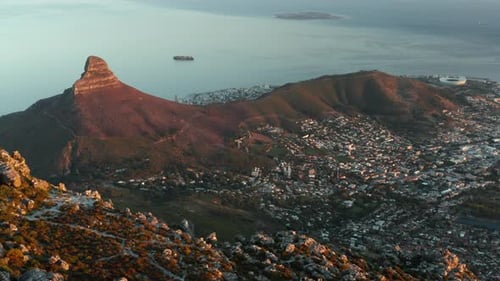 Vue aérienne du port du Cap vue depuis la montagne de la Table en Afrique du Sud