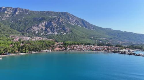 Akyaka.
