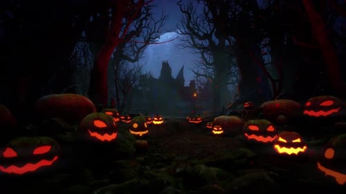 Espeluznante escena de Halloween con linternas brillantes de Jack o y bosque embrujado