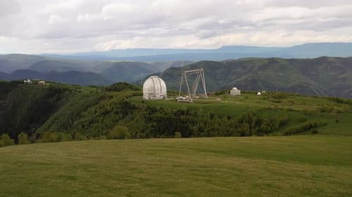 Special scientific astrophysical Observatory. Astronomical center for ground-based observations of