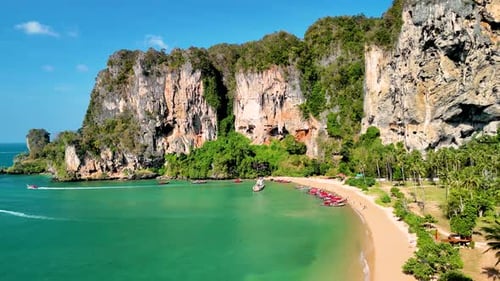 Discover the Breathtaking Beauty of Krabi Thailand with Stunning Beaches and Cliffs