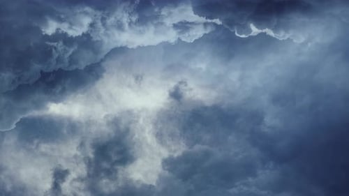 trovoada, nuvens nubladas, céu escuro com relâmpago