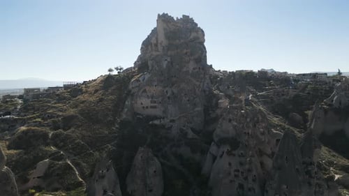 Luftaufnahme eines typischen Dorfes in Kappadokien, Türkei.