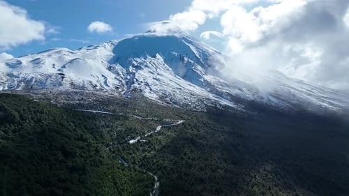 Volcan Osorno de Llanquihue à Los Lagos au Chili.