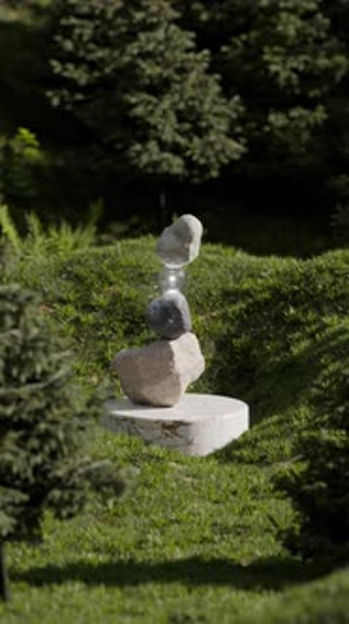 Surreal Balancing Loop 3D Animation