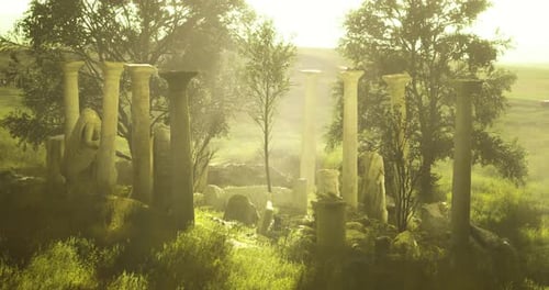 Ruinas antiguas rodeadas de árboles y vegetación salvaje al amanecer