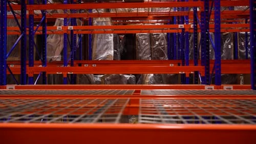 Étagères de rayonnage du centre de distribution d'entrepôts en acier flambant neuf Inventaire des produits Mobilier d'intérieur S
