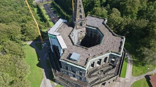 Vue aérienne du monument d'Hercule à Kassel, Allemagne