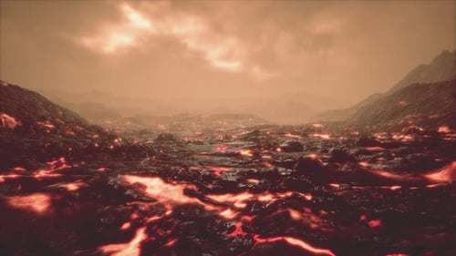 Lavafeld unter Sonnenuntergang Wolken im Hintergrund