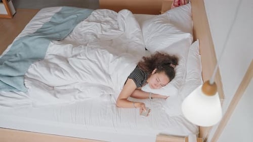 Comfortable Hotel Retreat Relaxing Guest Enjoying Cozy Surroundings Bright Hotel Space Featuring