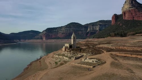 Aerial view of the Sau reservoir in drought.