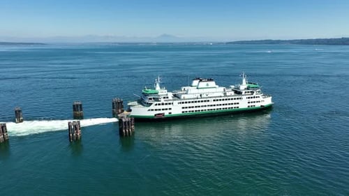 Aerial view of the Whidbey Island ferry leaving the dock.