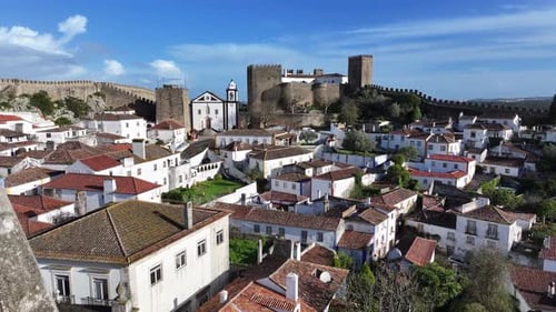 Village d'Obidos à Obidos à Leiria au Portugal.