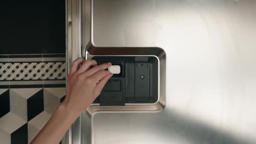 Loading dishwasher with cleaning cube