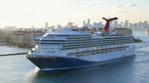 USA Travel Destination Experience the Breathtaking Miami Skyline Alongside an Ocean Cruise Liner