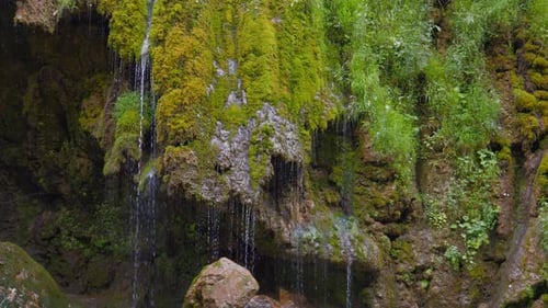 Waterfall - 4K