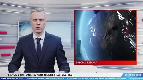 Presentador masculino reportando noticias de la estación