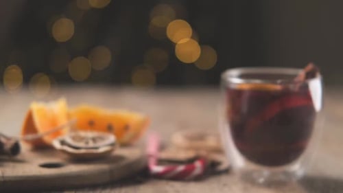 Holiday Mulled Wine with Oranges and Cinnamon