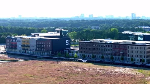 Bâtiments de Third Rail Studios à Assembly, prise de vue par Drone