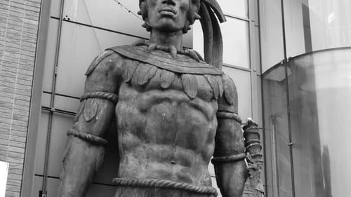 Shaka Zulu restaurant situated in Camden Market. among all the food stalls. Indian man statue outsid