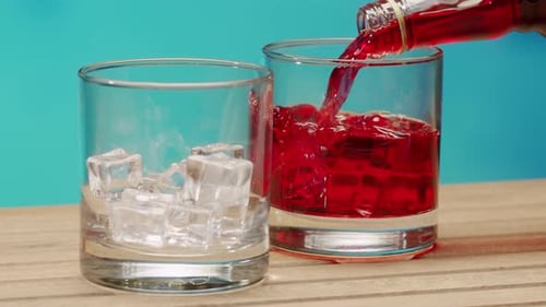 Vermouth Negroni Spanisches Weingetränk Alkoholischer Americano-Cocktail Bitterer süßer Wermut und Limonade