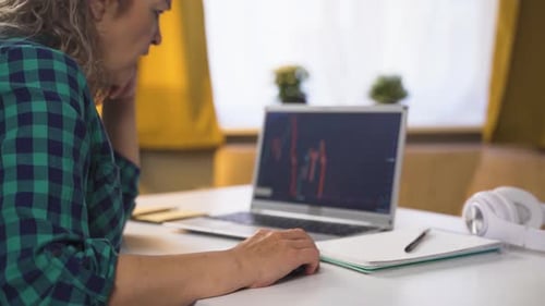 The woman who lost money in the stock market is disappointed.