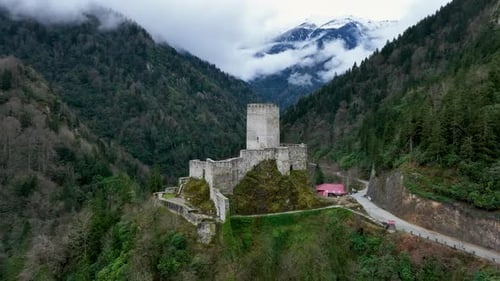 Bell Castle Zil Kale
