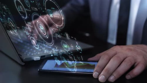 Engaging with a Laptop and a 3D Holographic Display