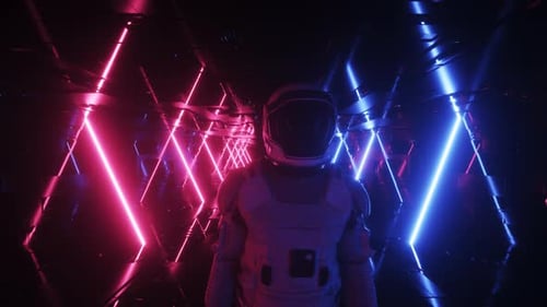 Astronaut, der im futuristischen Neontunnel läuft, VJ-Hintergrund