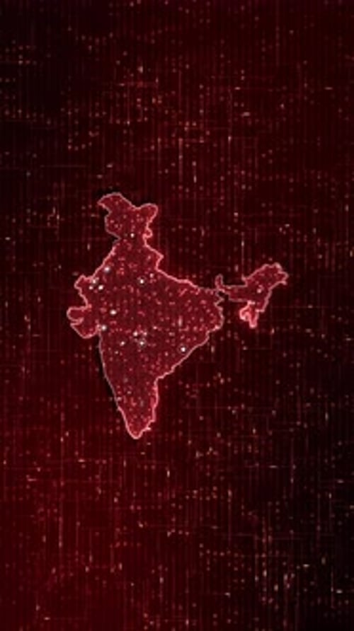 Mapa de la India, contorno brillante formado por líneas, puntos, triángulos,. Esferas de malla metálica empresarial
bajas