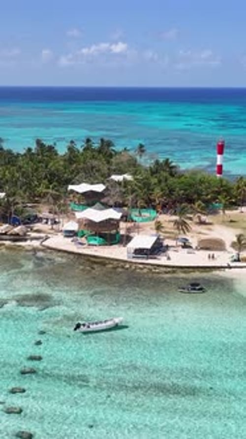 Aquarium Island At San Andres In Providencia Y Santa Catalina Colombia.